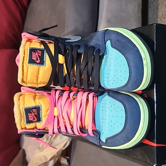 Nike Neon High-Top Sneakers main image 7